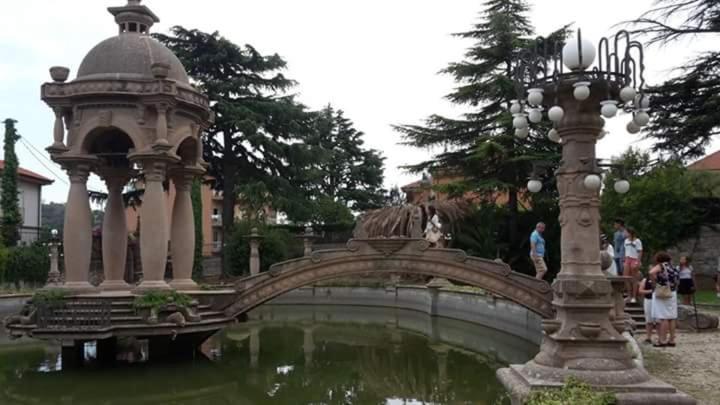 Casa Gialla インペリア エクステリア 写真