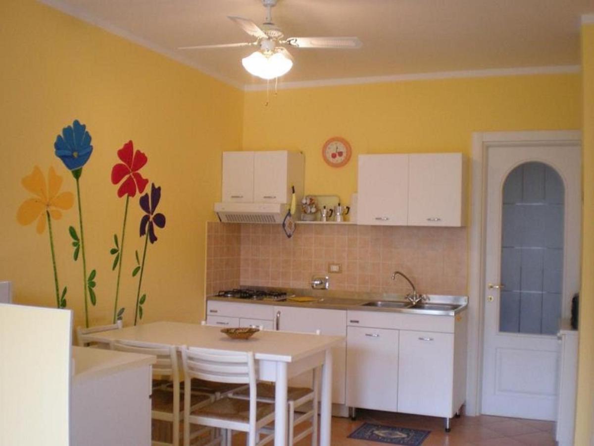 Casa Gialla インペリア エクステリア 写真